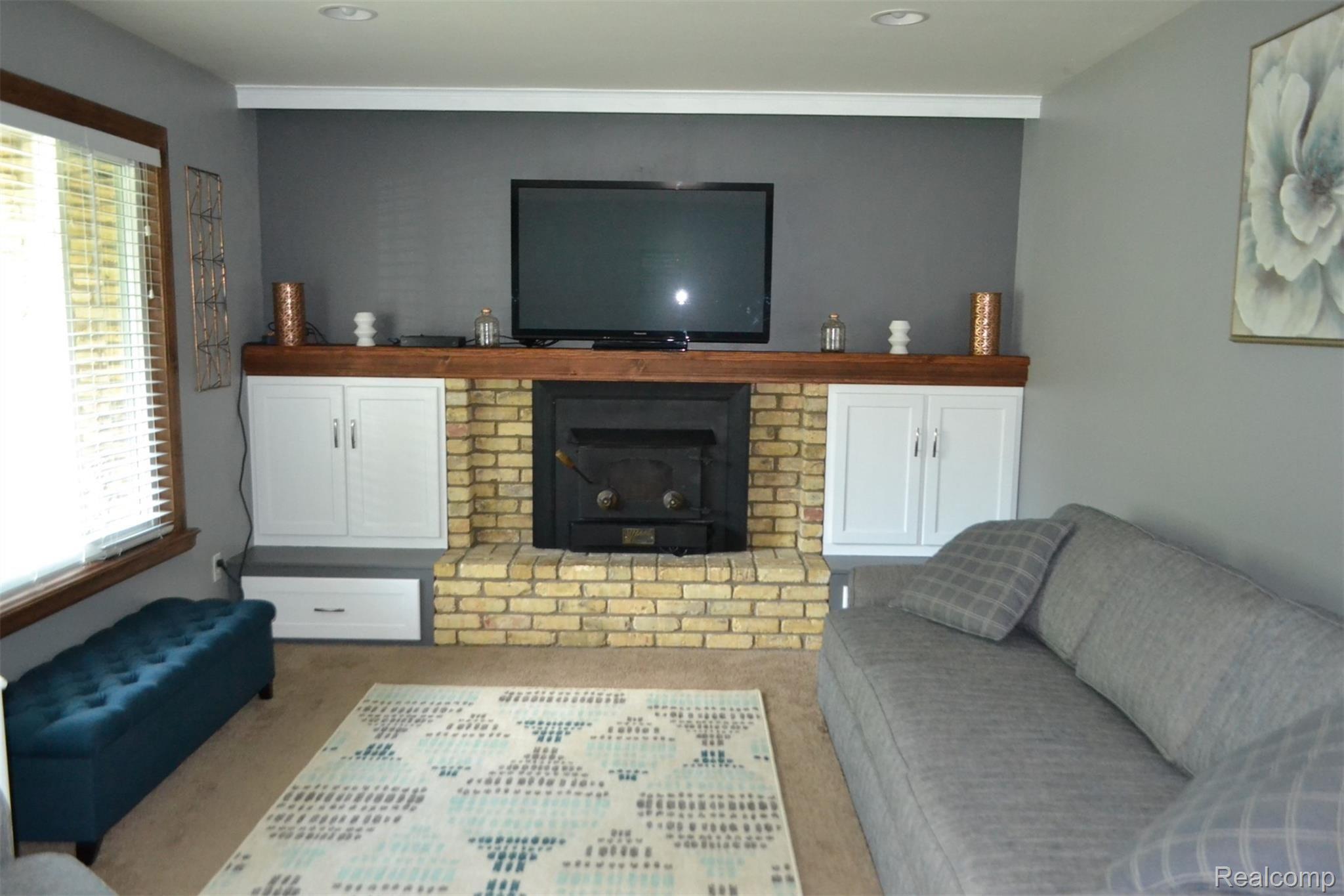 13231 Torrey Road Fenton, MI 48430 - Photo 4 of 64 DSC_0393.JPG