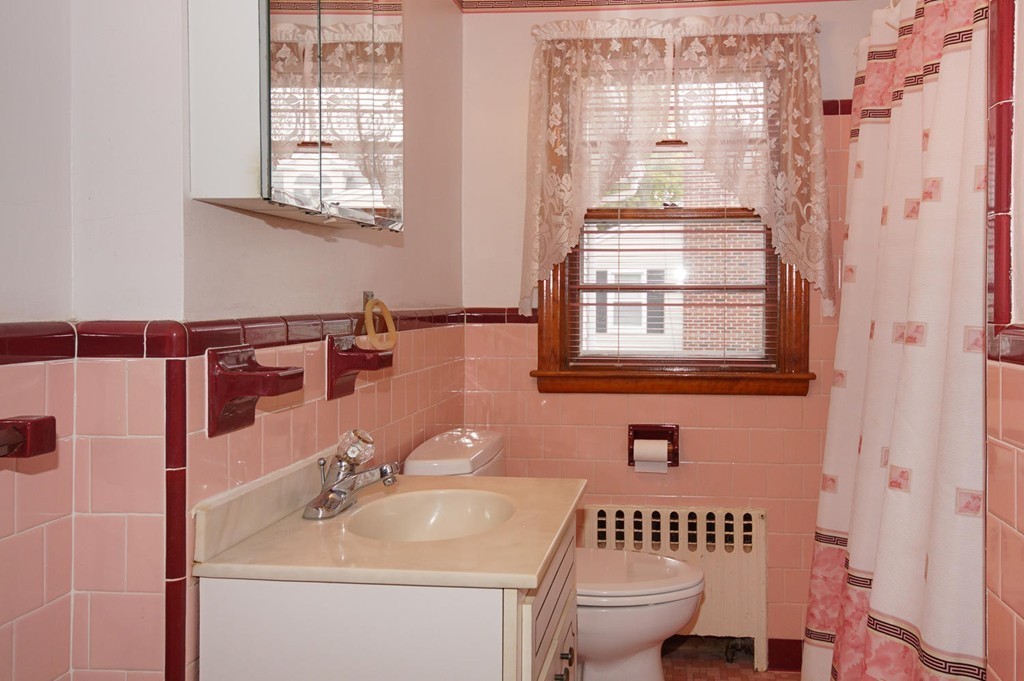 24 Wadsworth Road Arlington, MA 02476 - Photo 18 of 25 Gallery Image 18