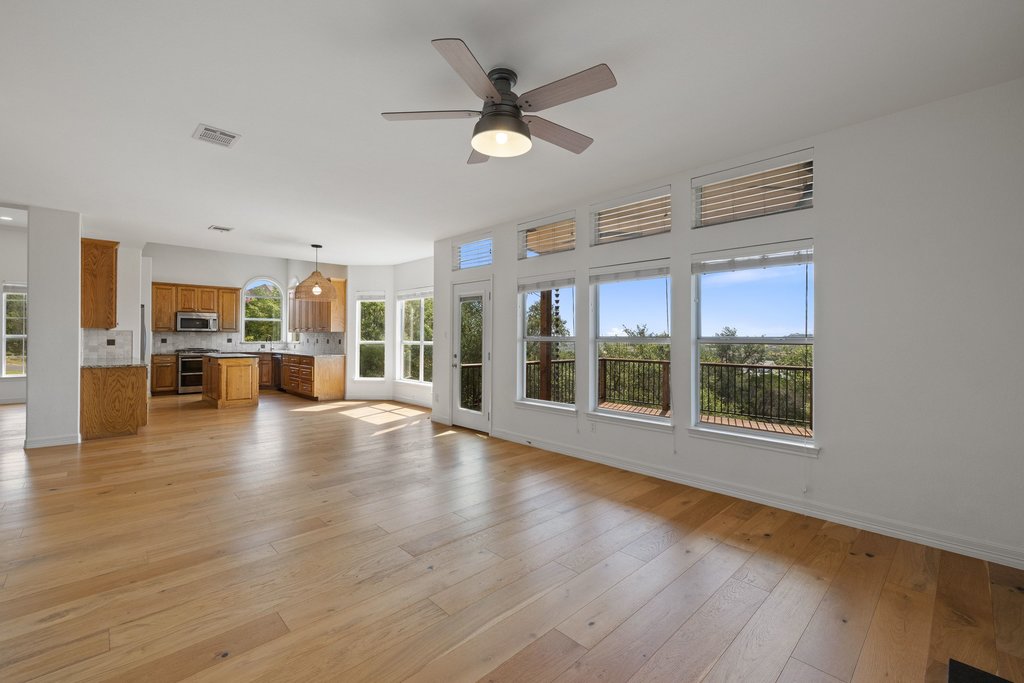 17133 Majestic Ridge Road Austin, TX 78738 - Photo 8 of 40
