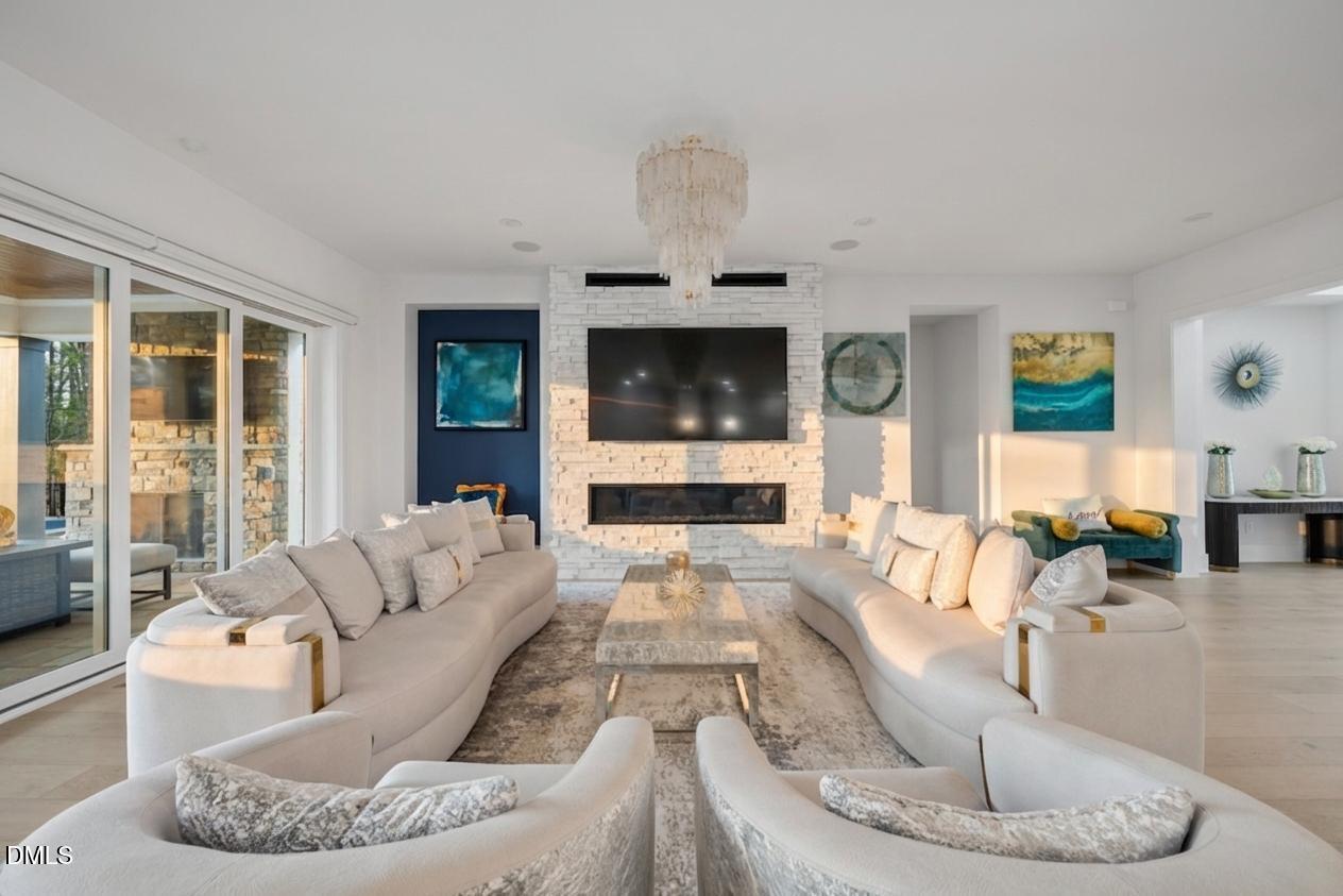 512 Colvard Woods Way Durham, NC 27713 - Photo 8 of 42 collov-ai_20260402221806_k9cw5z