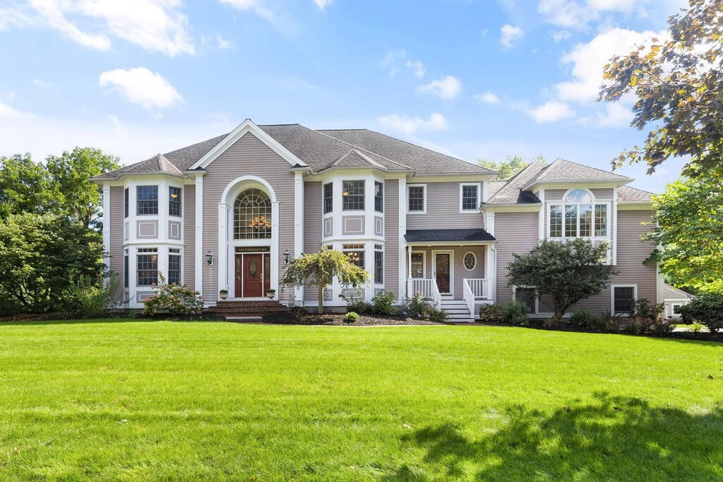 5 Sweeney Ridge Road Bedford, MA 01730 - Photo 1 of 41 Gallery Image 1