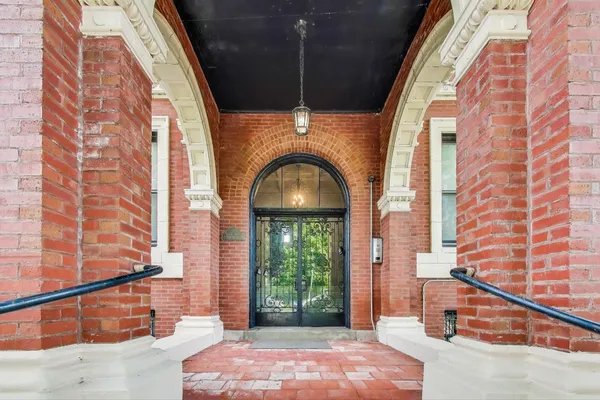 a view of entryway