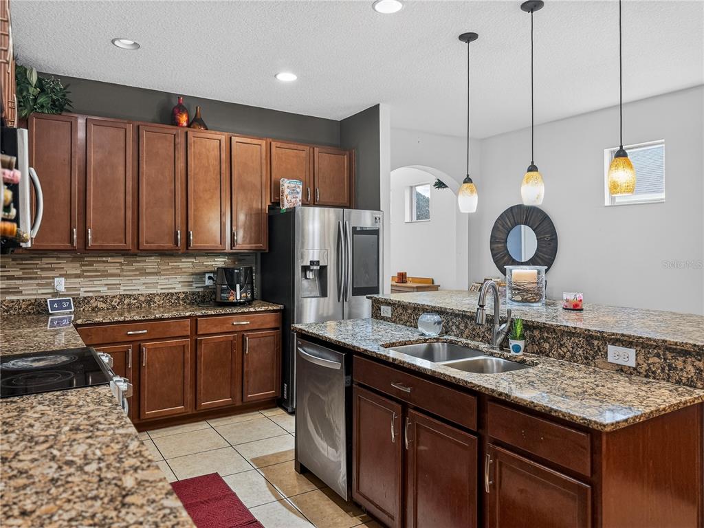 3497 Bunchberry Way Ocoee, FL 34761 - Photo 11 of 44