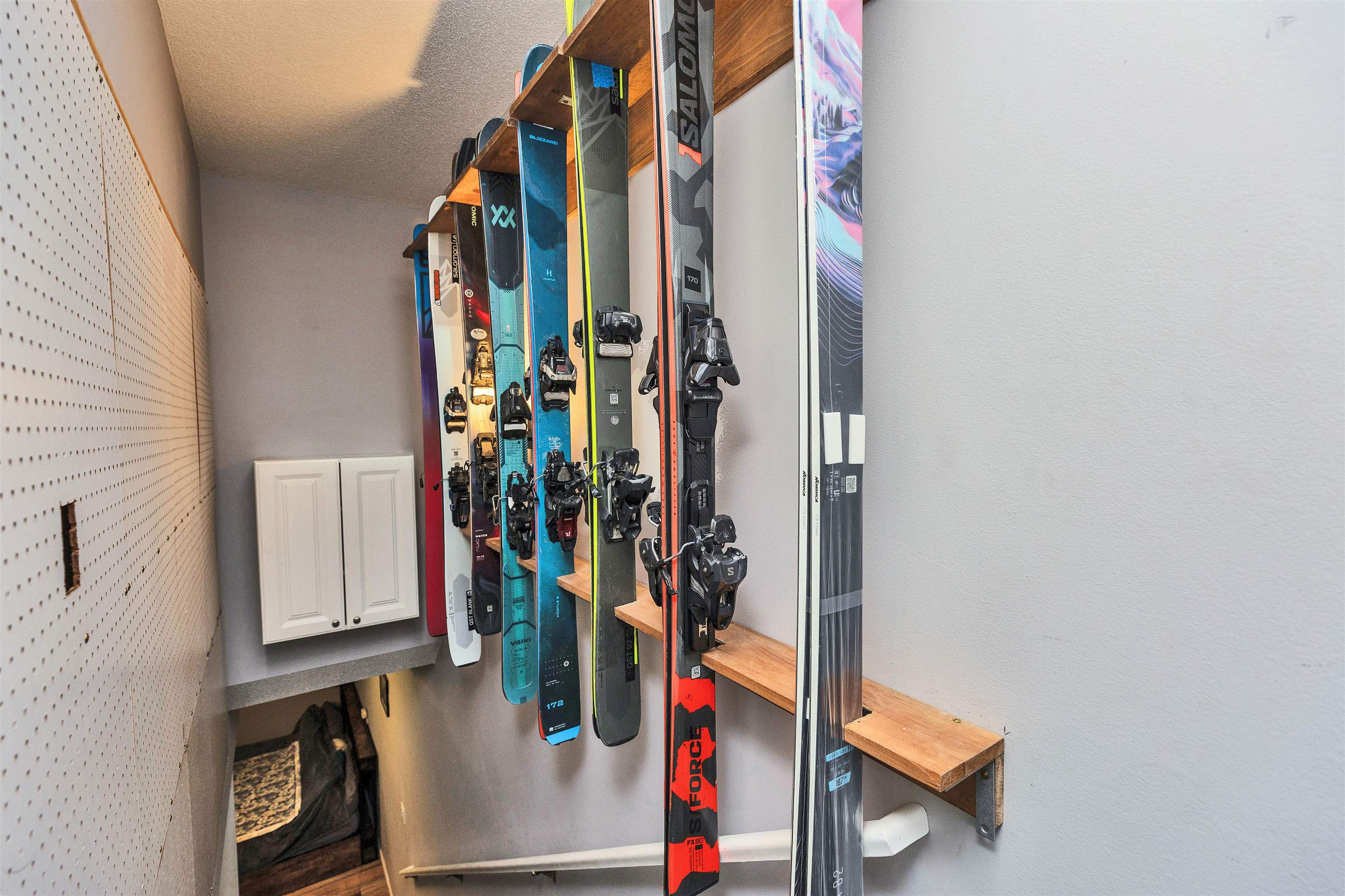 10 Onset Road, Unit 9B Bennington, NH 03442 - Photo 4 of 55