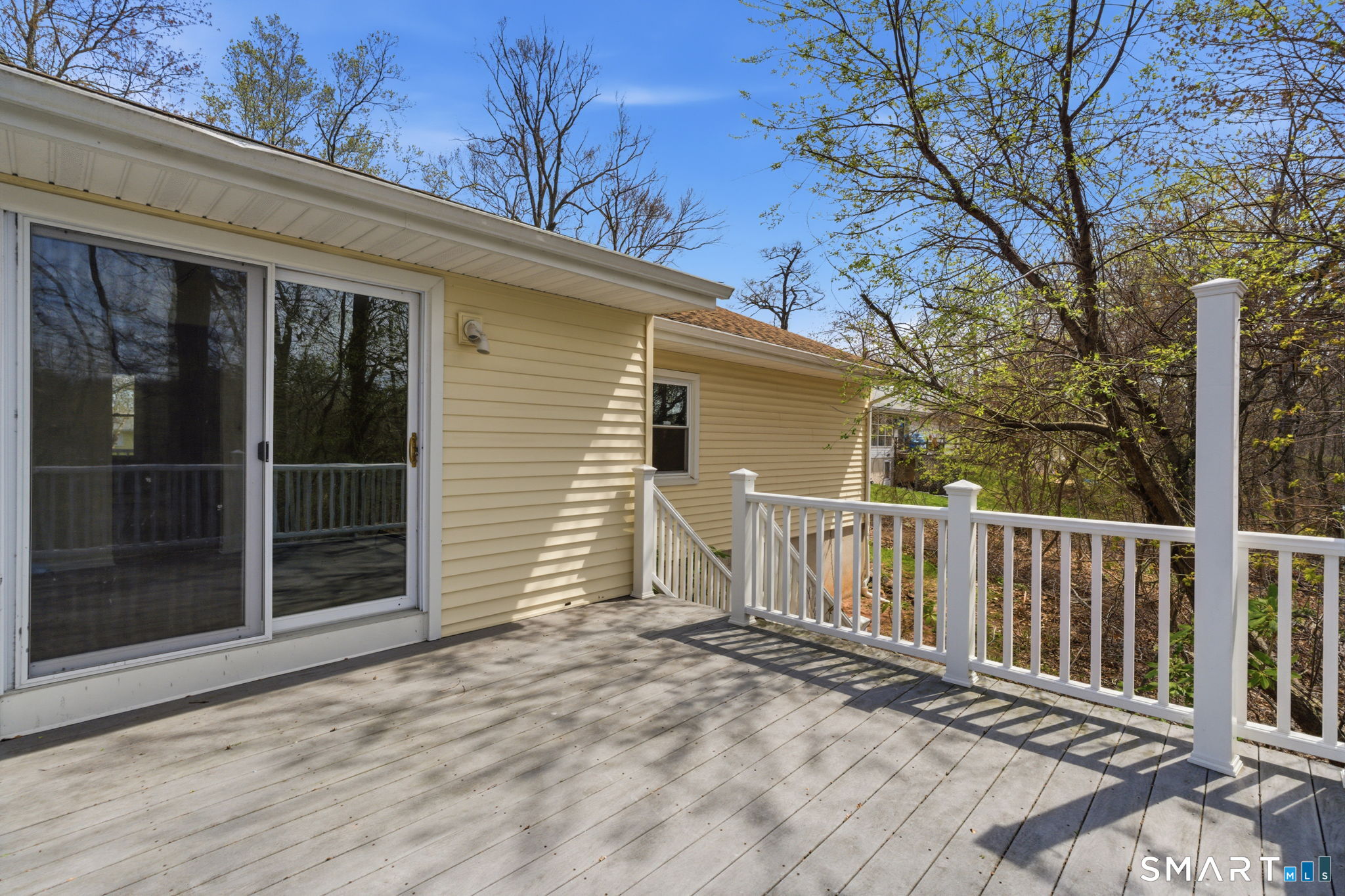 50 Stratton Court Hamden, CT 06514 - Photo 9 of 39
