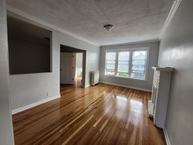 $1,500 | 416 East 110th Street, Unit 3, Chicago, IL 60628