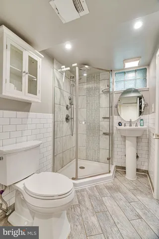 $3,300 | 7606 Jervis Street, Springfield, VA 22151