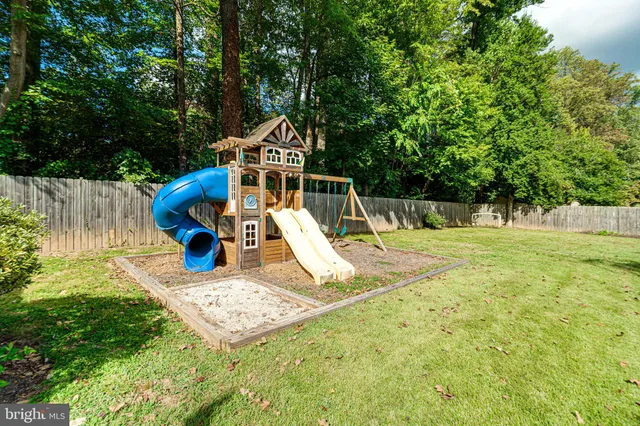 $3,300 | 7606 Jervis Street, Springfield, VA 22151