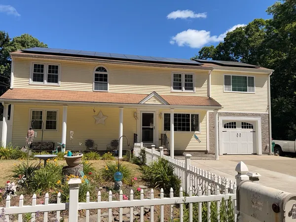 $699,900 | 148 Curtis Avenue, Attleboro, MA 02703