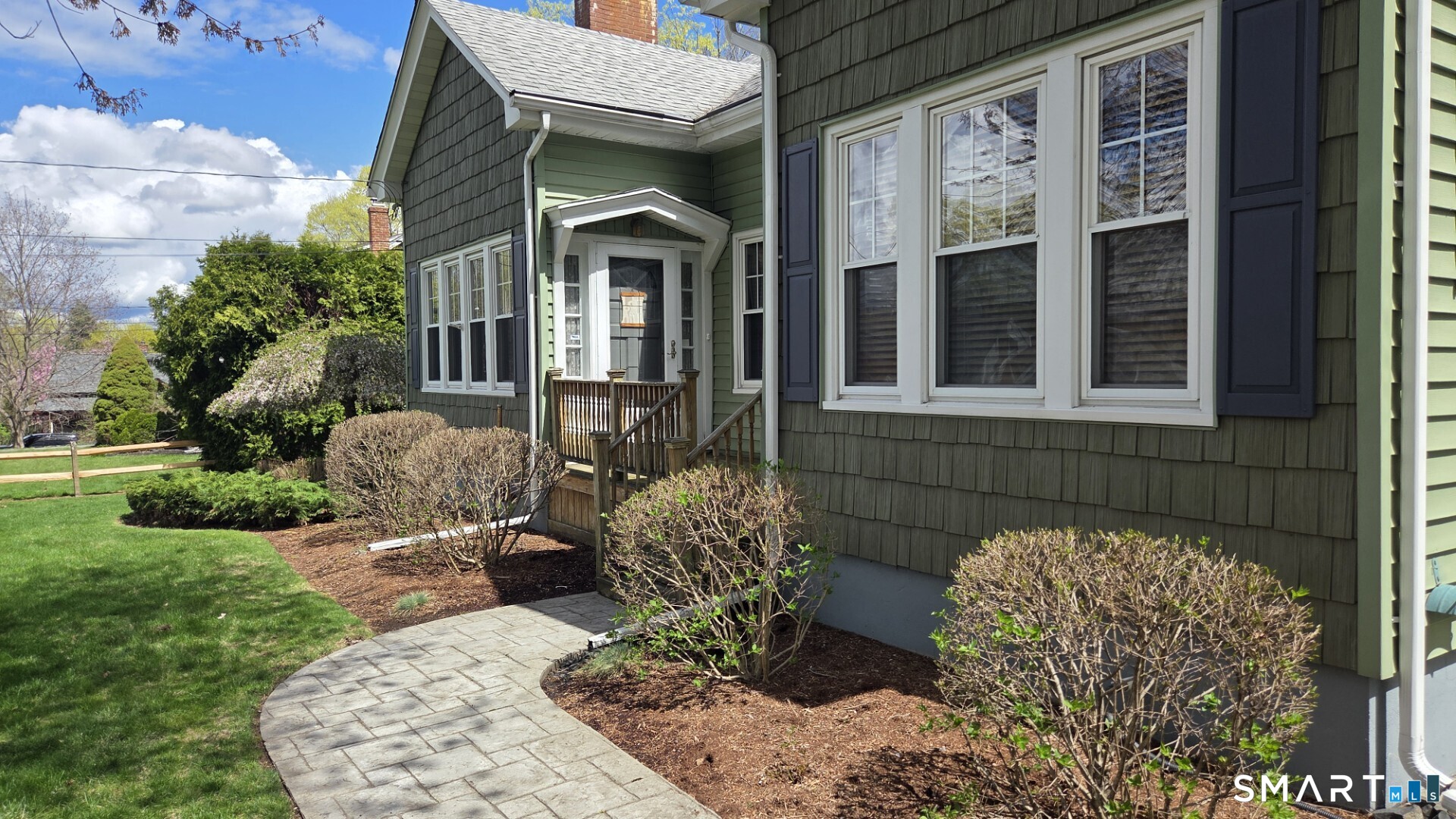 425 Pomeroy Avenue Meriden, CT 06450 - Photo 7 of 27