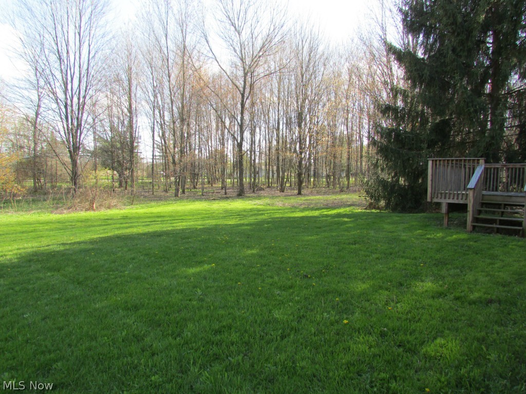 957 Sunset Circle Rome, OH 44085 - Photo 3 of 24