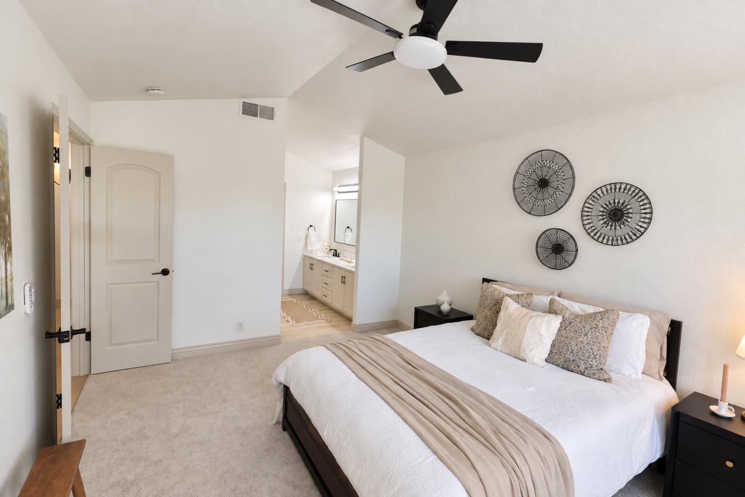 4643 Shade Tree Way Antelope, CA 95843 - Photo 35 of 68 Gallery Image 35