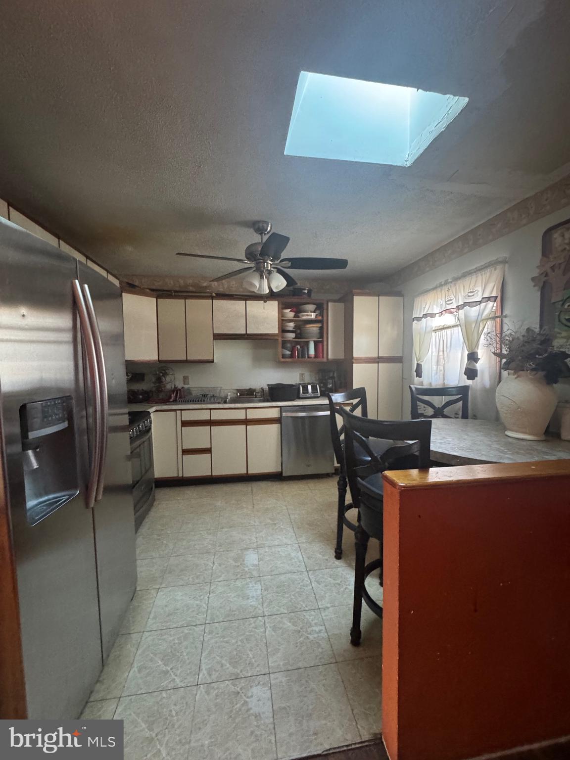 2425 Sycamore Lane Edgewood, MD 21040 - Photo 4 of 5