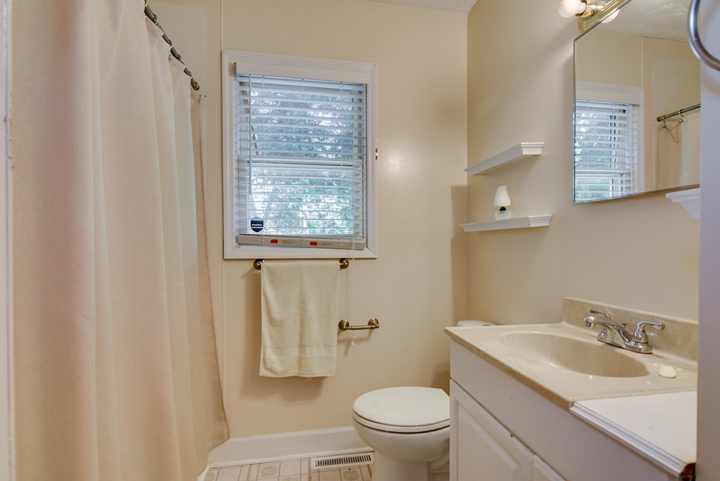 3021 Vaucluse Road Aiken, SC 29801 - Photo 19 of 31