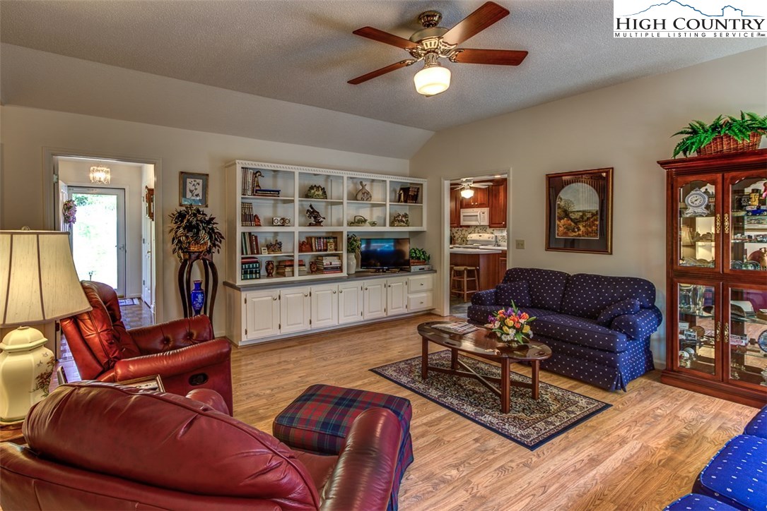 312 Riverside Drive Sparta, NC 28675 - Photo 17 of 36 Gallery Image 17