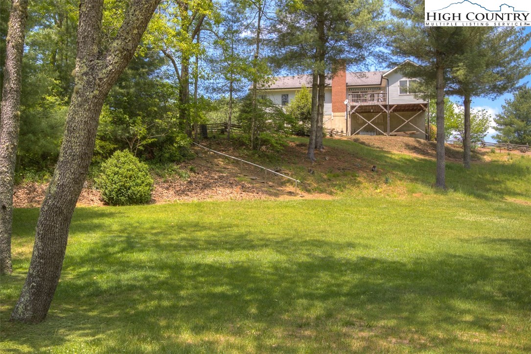 312 Riverside Drive Sparta, NC 28675 - Photo 9 of 36 Gallery Image 9