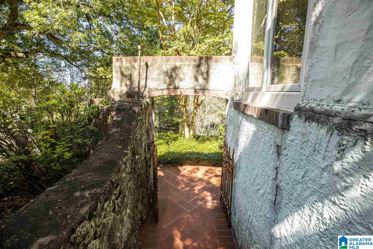 4041 Cliff Road Birmingham, AL 35222 - Photo 10 of 46