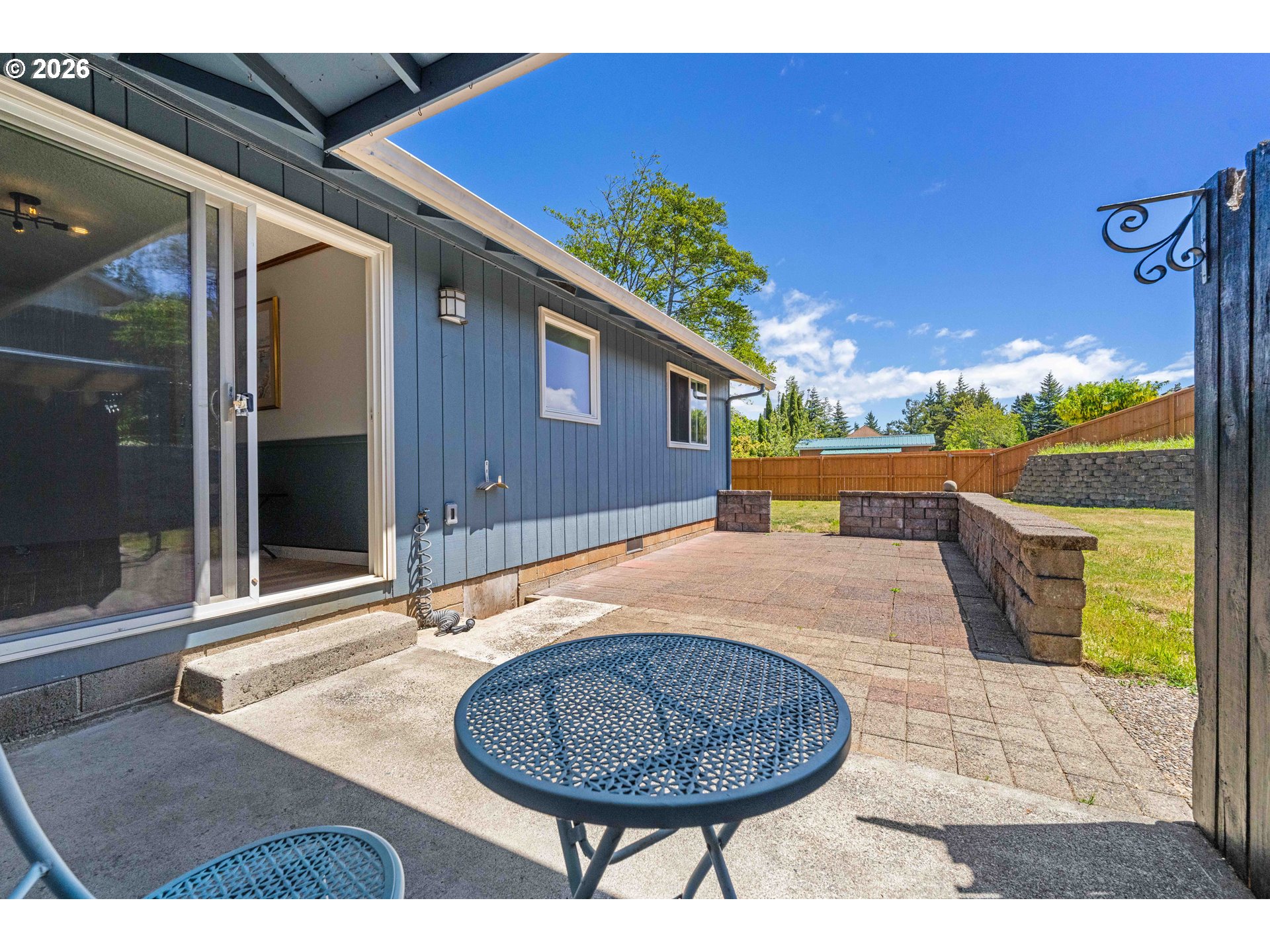 2449 Oak Street North Bend, OR 97459 - Photo 23 of 35