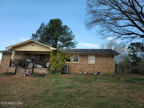 $460,000 | 3451 Baker Springs Road, White Pine, TN 37890