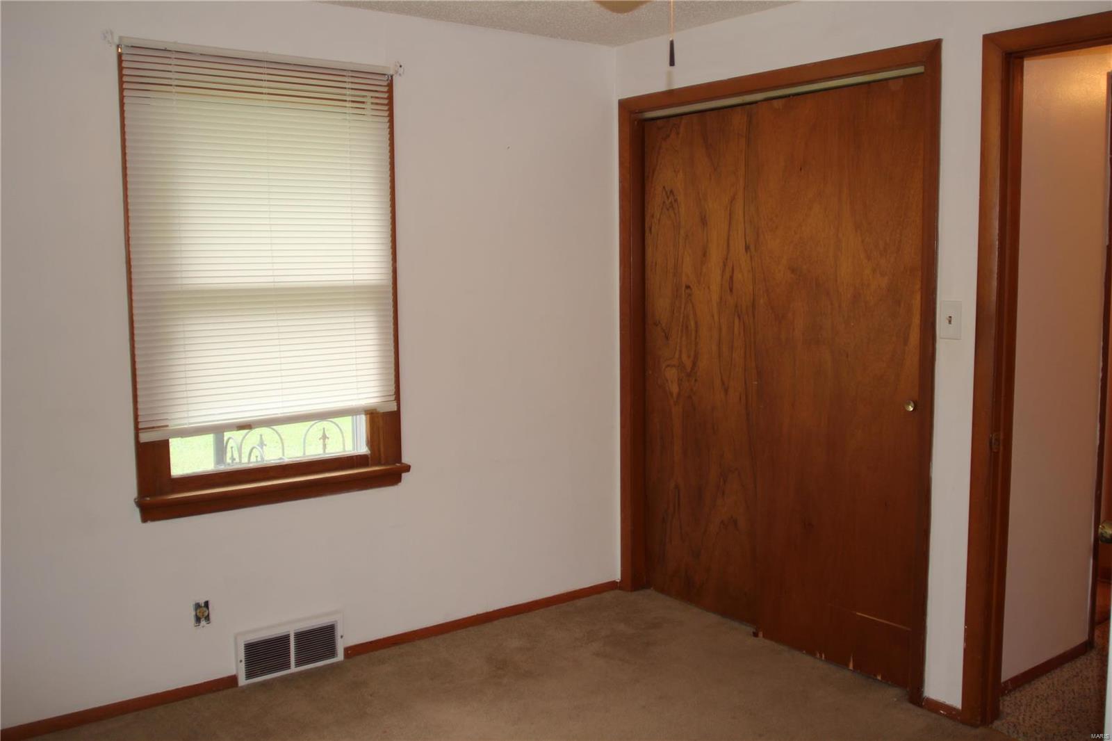 6059 Kerth Road St. Louis, MO 63128 - Photo 23 of 31 Gallery Image 23