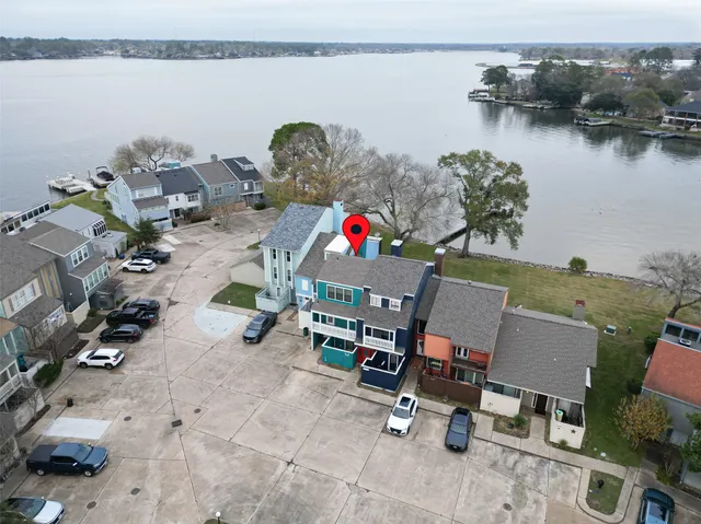 $299,990 | 1429 Bowsprit Point, Willis, TX 77318