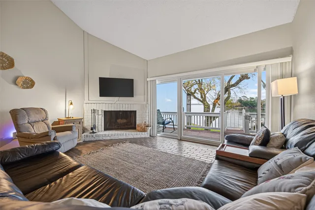 $299,990 | 1429 Bowsprit Point, Willis, TX 77318