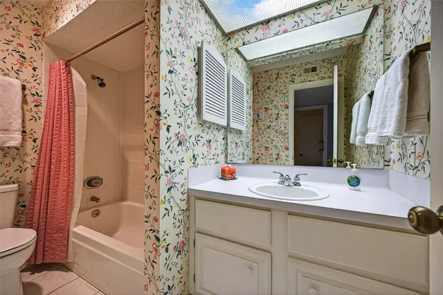 $299,990 | 1429 Bowsprit Point, Willis, TX 77318