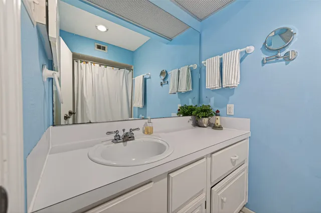 $299,990 | 1429 Bowsprit Point, Willis, TX 77318