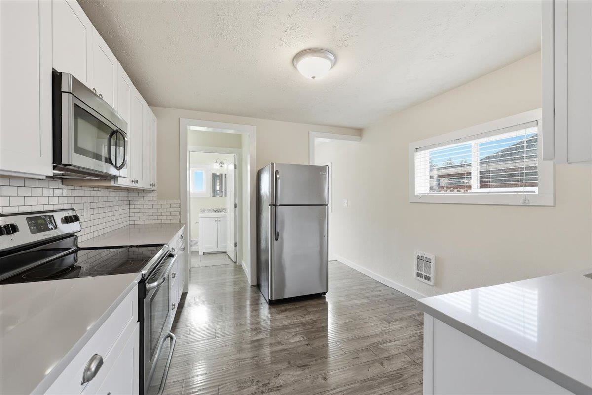 2023 West Cleveland Avenue Spokane, WA 99205 - Photo 6 of 20