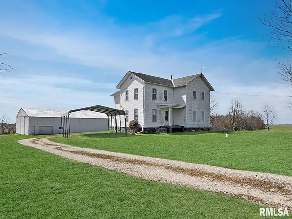 $235,000 | 9296 Township Road 900, Toulon, IL 61483