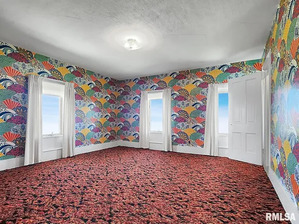 $235,000 | 9296 Township Road 900, Toulon, IL 61483