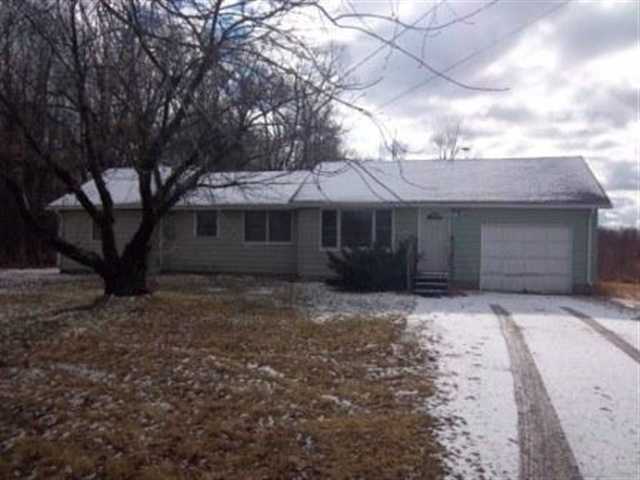 2249 West Rathbun Road Burt, MI 48417 - Photo 1 of 7 31091533.JPG
