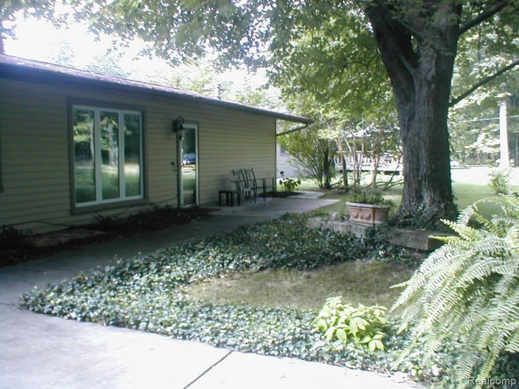 Back view w/patio