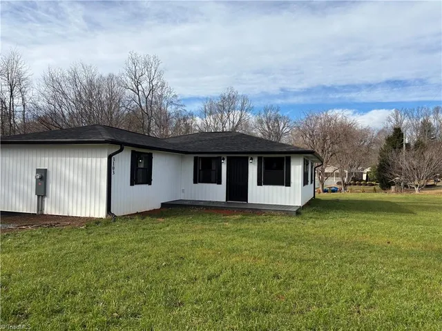 $285,000 | 3103 Pipers Gap Road, Mount Airy, NC 27030