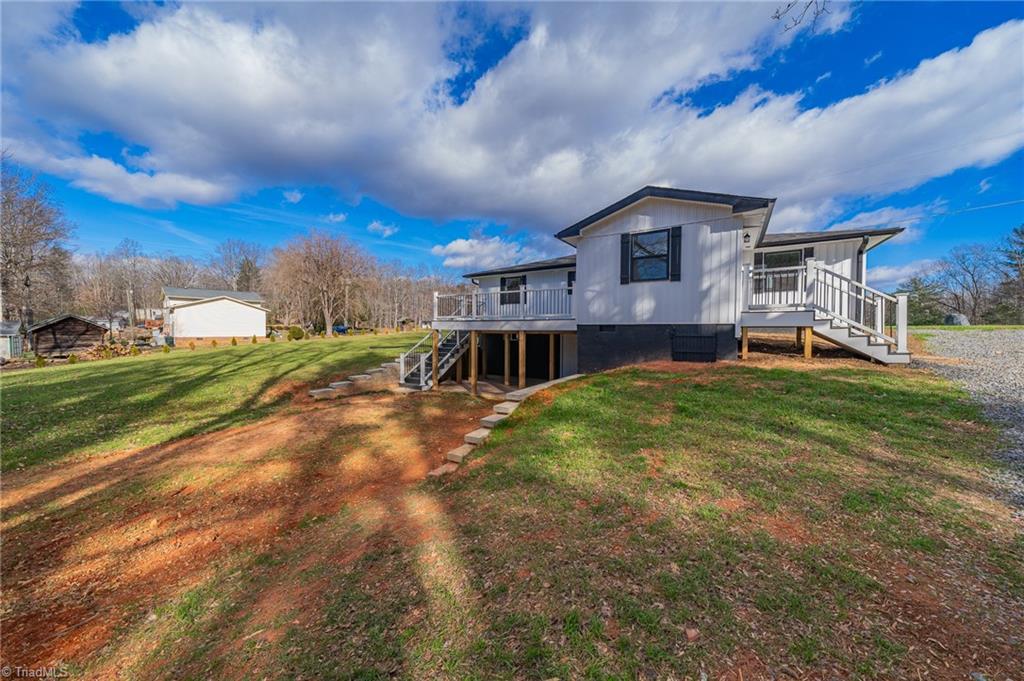 3103 Pipers Gap Road Mount Airy, NC 27030 - Photo 25 of 31