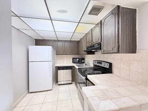 $1,850 | 460 Northwest 20th Street, Unit 3040, Boca Raton, FL 33431