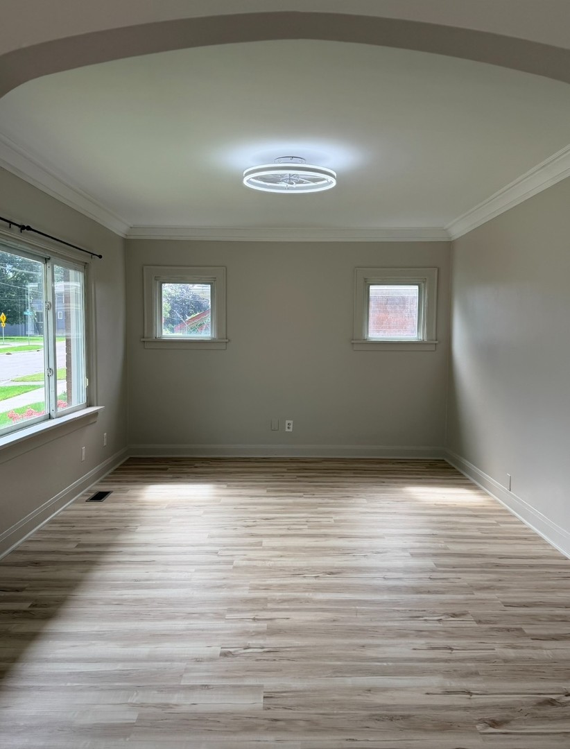 618 East 12th Street Lockport, IL 60441 - Photo 6 of 20