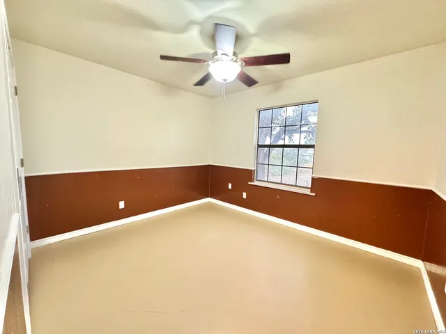 $2,000 | 8 Hacienda Road, Uvalde, TX 78801