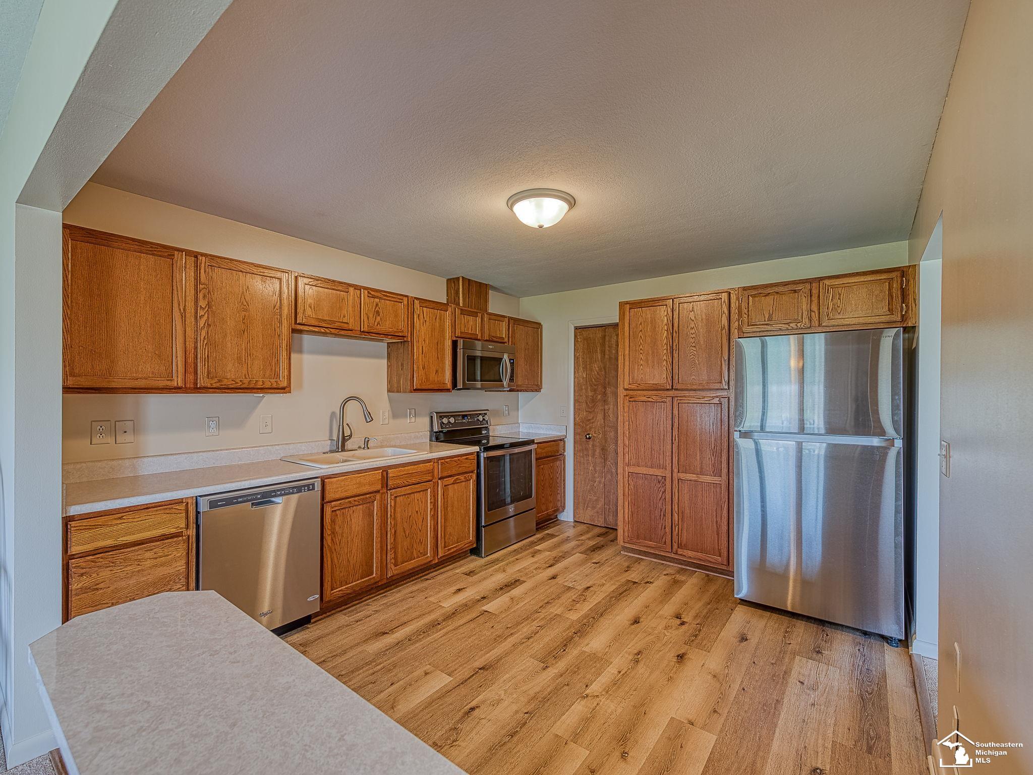 5840 East Dunbar Road Monroe, MI 48161 - Photo 4 of 40