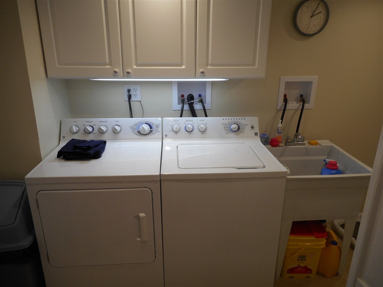 63785 Oak Road South Bend, IN 46614 - Photo 14 of 26 Gallery Image 14