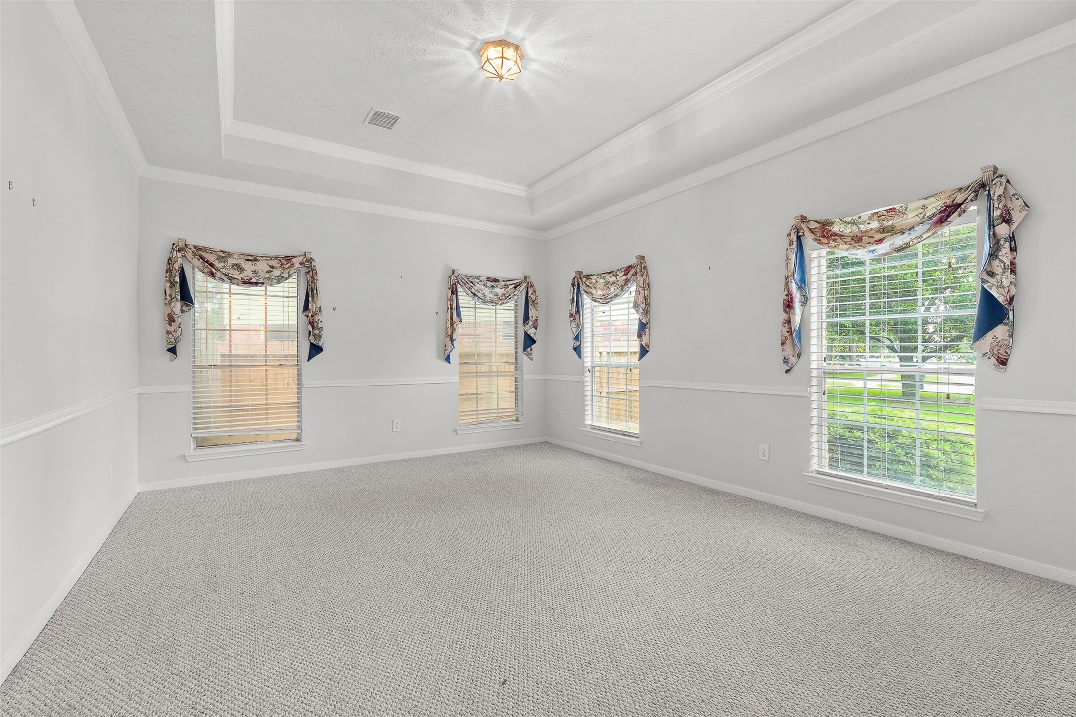 827 Hannock Glen Lane Spring, TX 77373 - Photo 7 of 36