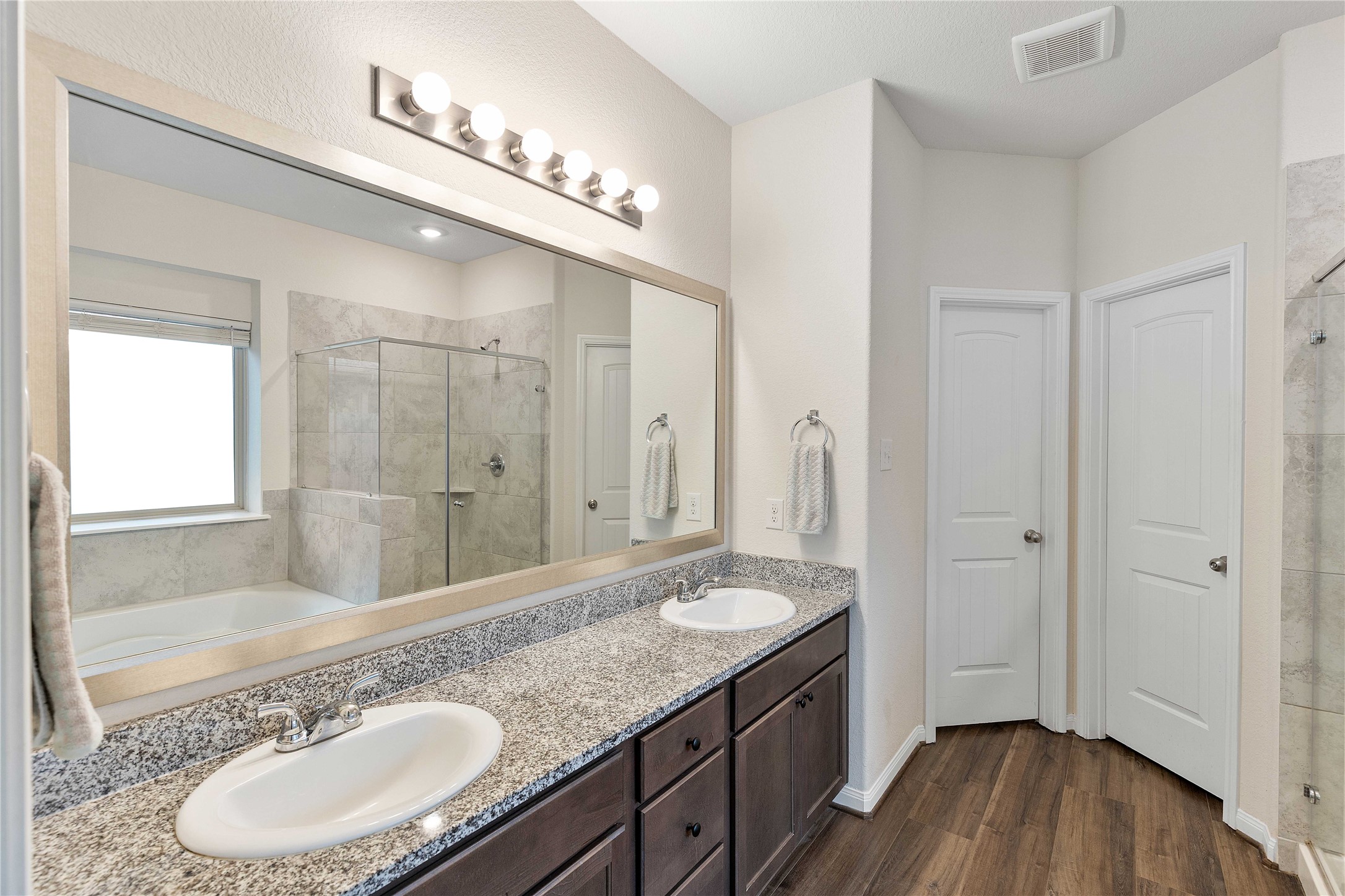 426 Kickapoo Drive Anahuac, TX 77514 - Photo 22 of 36