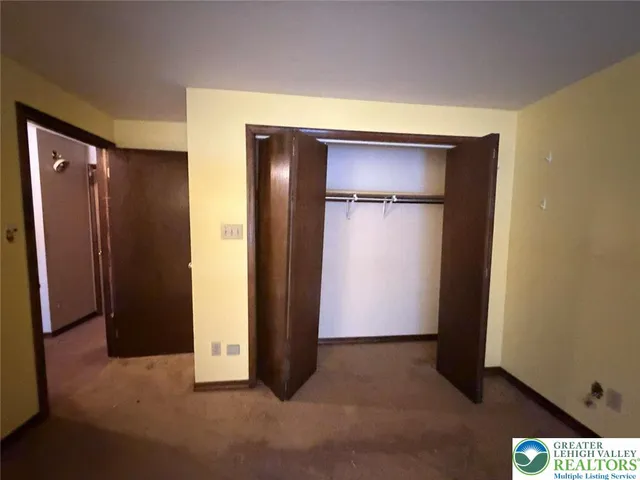 $385,000 | 6204 Grouse Drive, Bethlehem, PA 18017