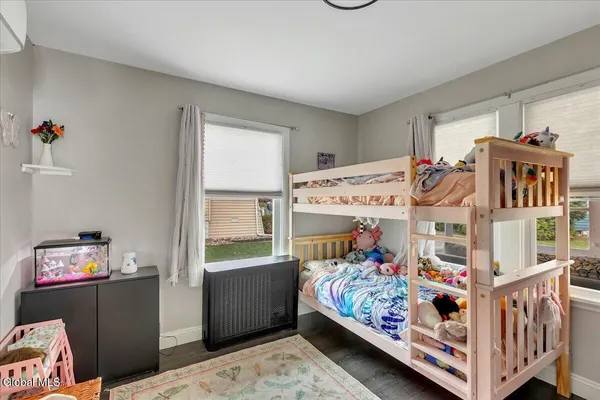 $269,900 | 42 Irving Road, Scotia, NY 12302