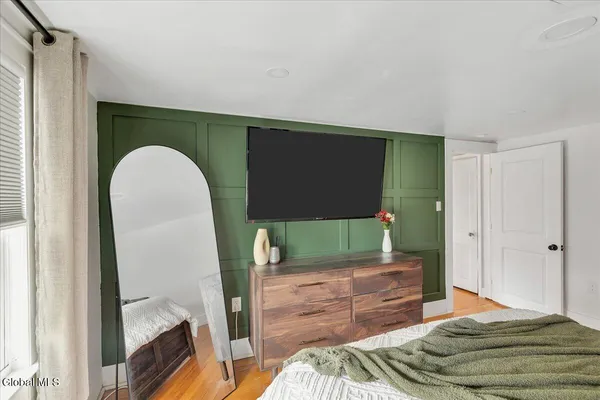 $269,900 | 42 Irving Road, Scotia, NY 12302