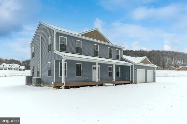 $460,000 | 13 Estate Way, Nescopeck, PA 18635