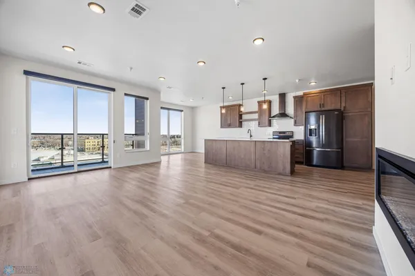 $625,000 | 234 Main Avenue, Unit 711, Fargo, ND 58103