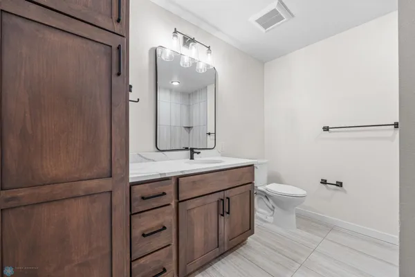 $625,000 | 234 Main Avenue, Unit 711, Fargo, ND 58103