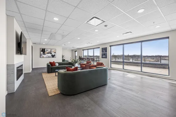 $625,000 | 234 Main Avenue, Unit 711, Fargo, ND 58103