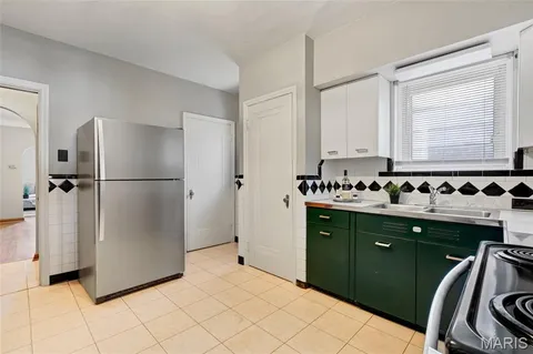 $289,900 | 5251 Walsh Street, St. Louis, MO 63109
